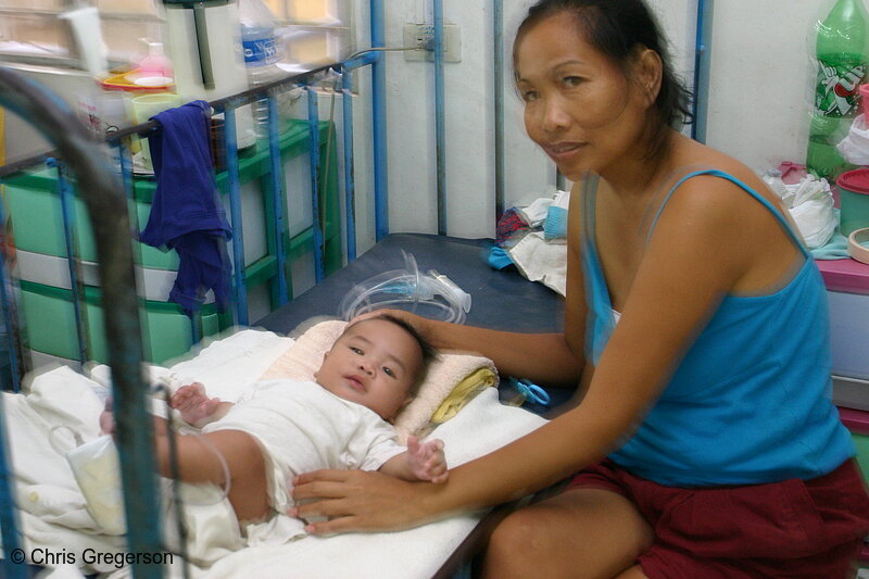 Photo of Mother and Child in Pediatric Ward, Ospital ng Angeles(5964)