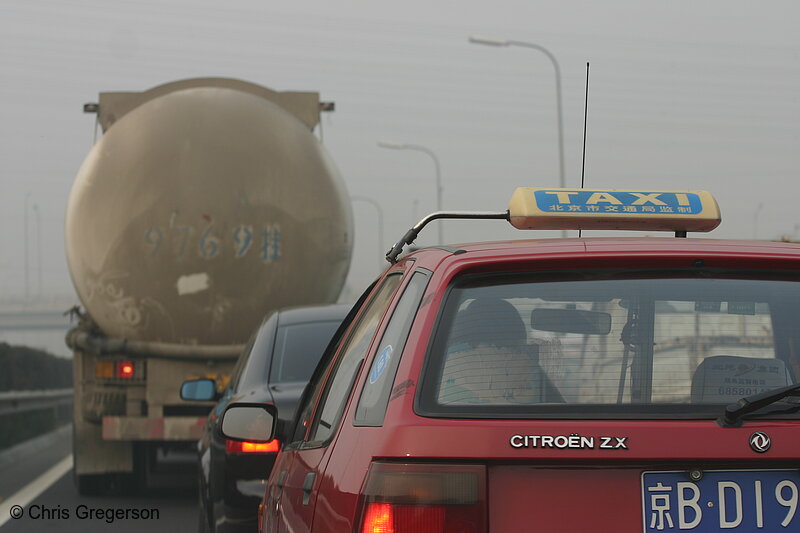 Photo of Vehicles en route to Beijing Capitol Airport(6045)
