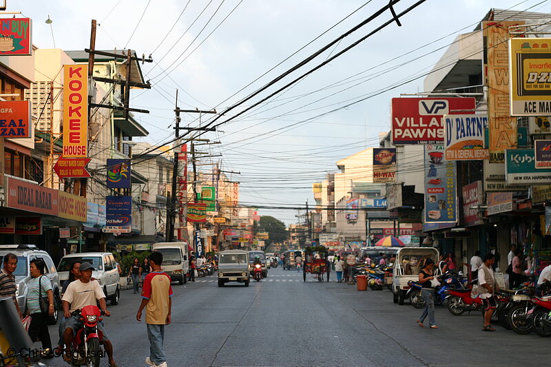 Photo of Busy Street in Laoag, Ilocos Norte(6482)