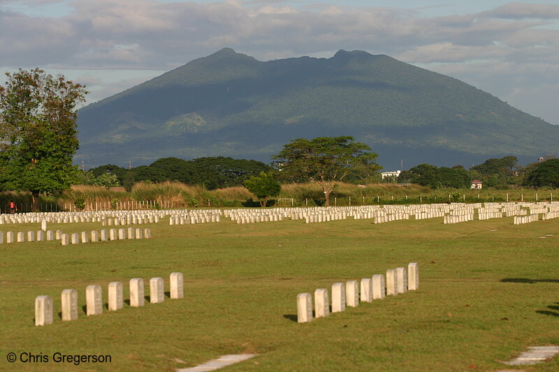 Photo of Clark Air Force Base Cemetery for Filipino/American Veterans(6588)