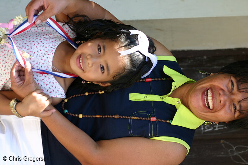 Photo of Mother and Daughter, Siteo Pader Elementary School(6924)