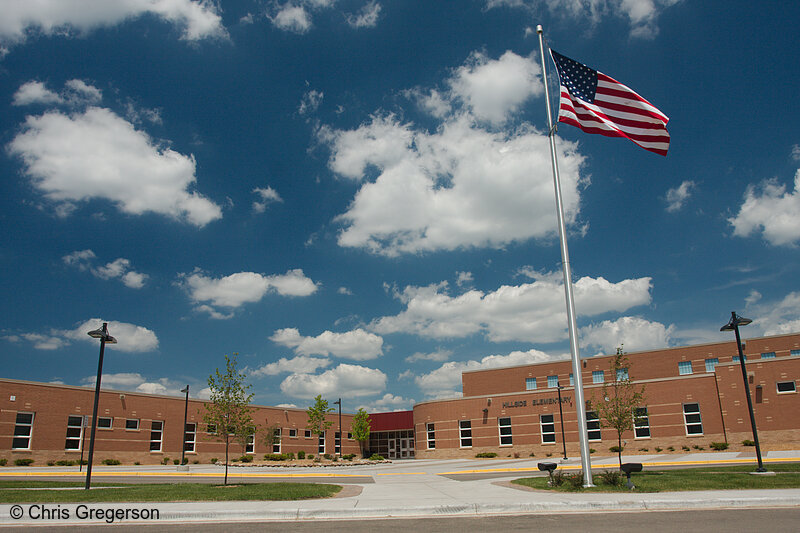 Photo of Hillside Elementary School Entrance(7653)