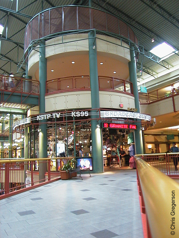 Photo of KSTP Store at the Mall of America(780)