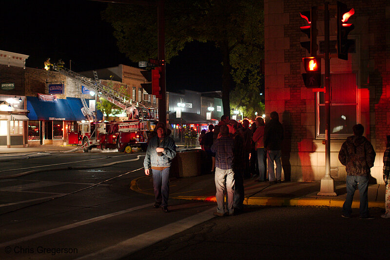 Photo of Crowds Watching Fire Fighters on Knowles Avenue, New Richmond(7944)