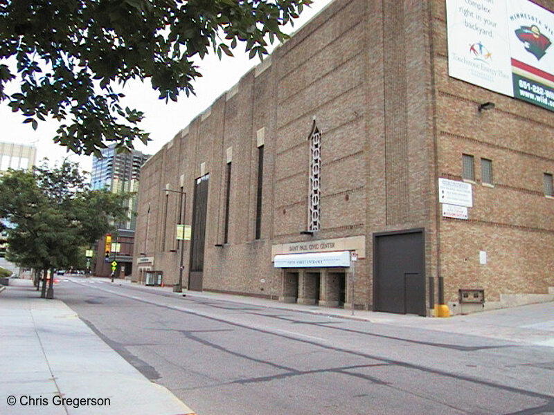 Photo of Roy Wilkins Auditorium in St.Paul(818)